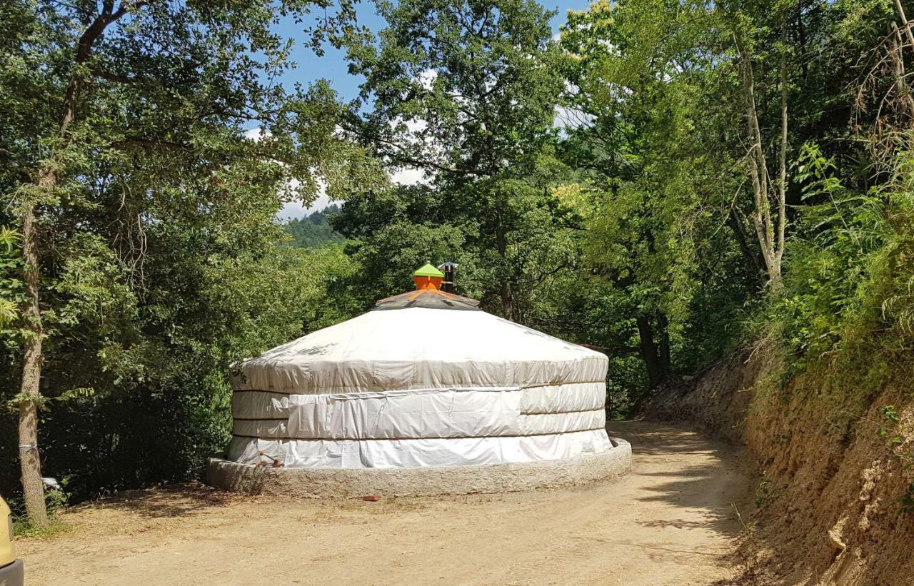 Camping Le P'Tit Bonheur Escaro Dış mekan fotoğraf