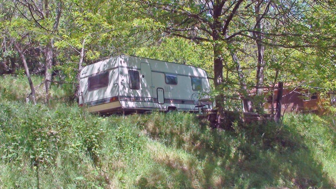 Camping Le P'Tit Bonheur Escaro Dış mekan fotoğraf